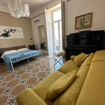 L'una Di Notte 3* Salerno