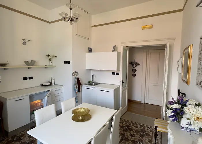 乐尤娜迪住宿加早餐旅馆 住宿加早餐酒店 3*