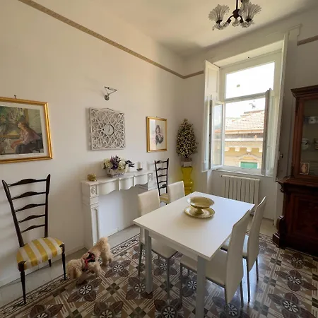 Panzió L'una Di Notte Salerno